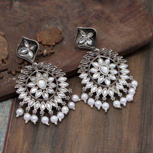 Antique Earring Silver